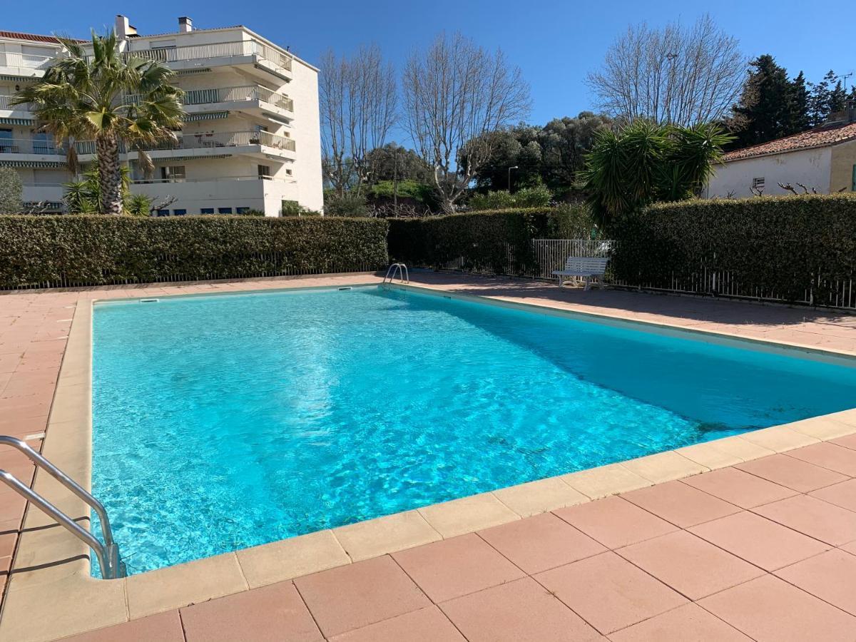 Studio De Standing Climatise, Avec Piscine, Proche De La Mer Fréjus Zewnętrze zdjęcie